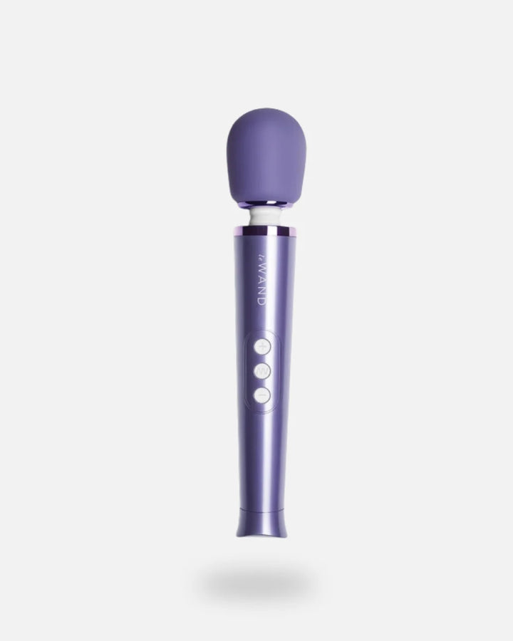 Le Wand Petite Rechargeable Massager, image 7 | MOTHERLODE