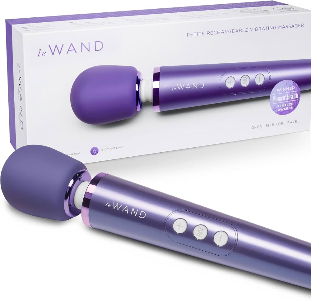 Le Wand Petite Rechargeable Massager, image 8 | MOTHERLODE