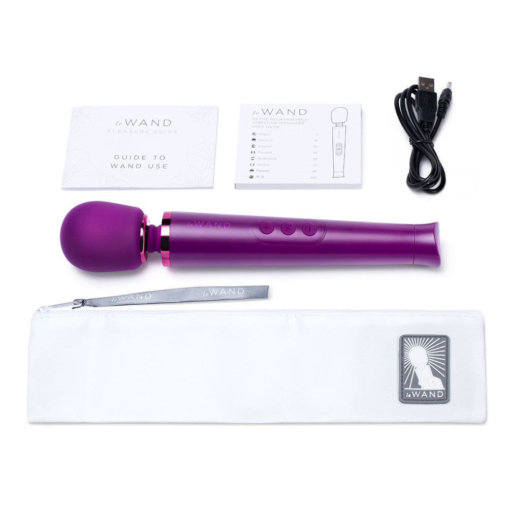 Le Wand Petite Rechargeable Massager, image 6 | MOTHERLODE